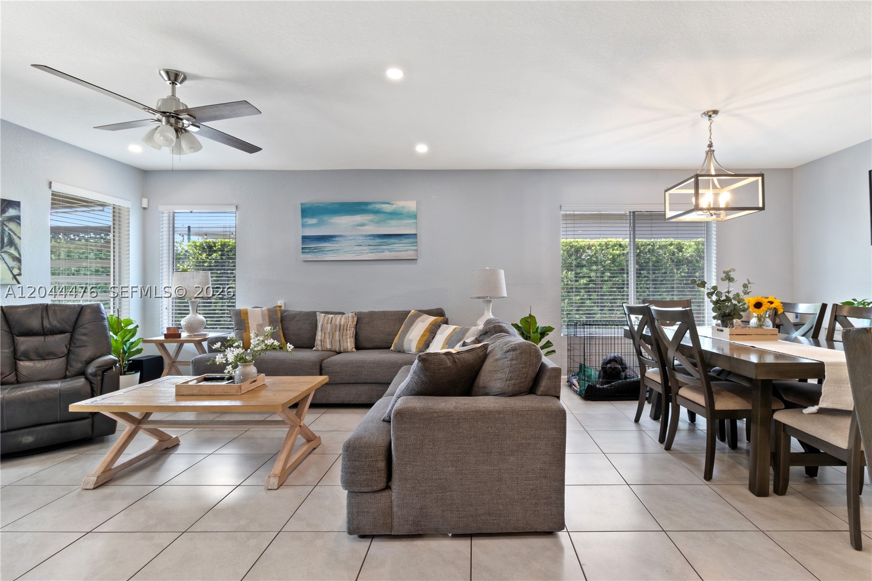 BAY GARDENS - Residential