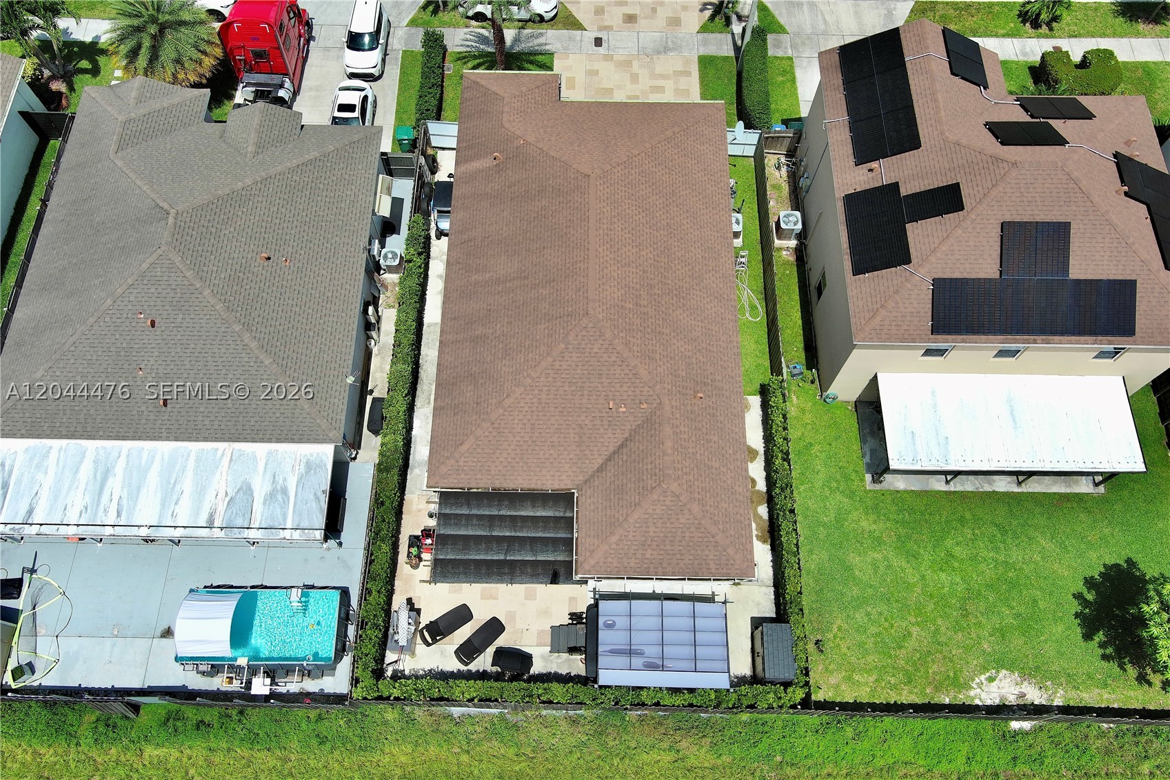 BAY GARDENS - Residential