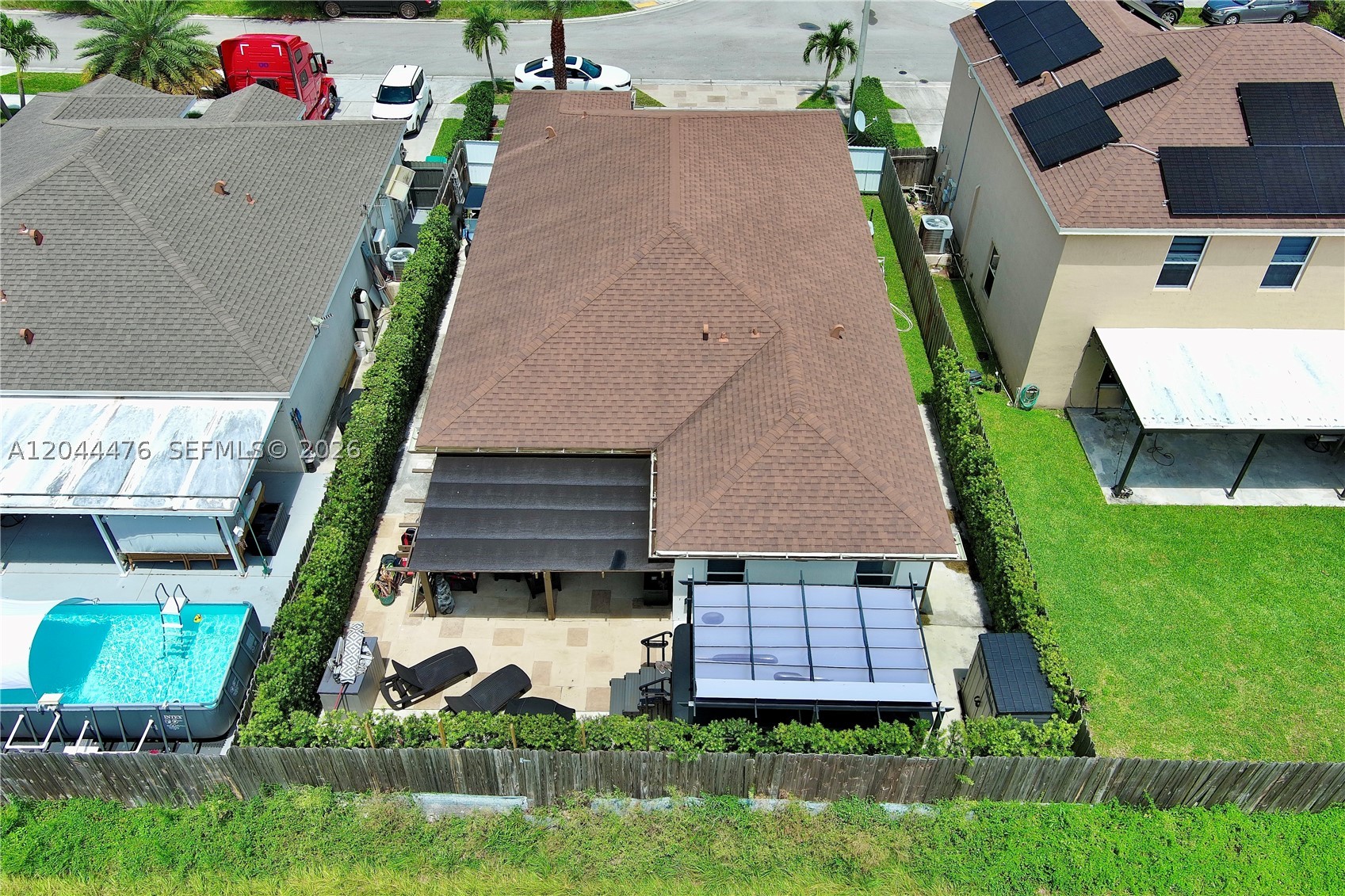 BAY GARDENS - Residential