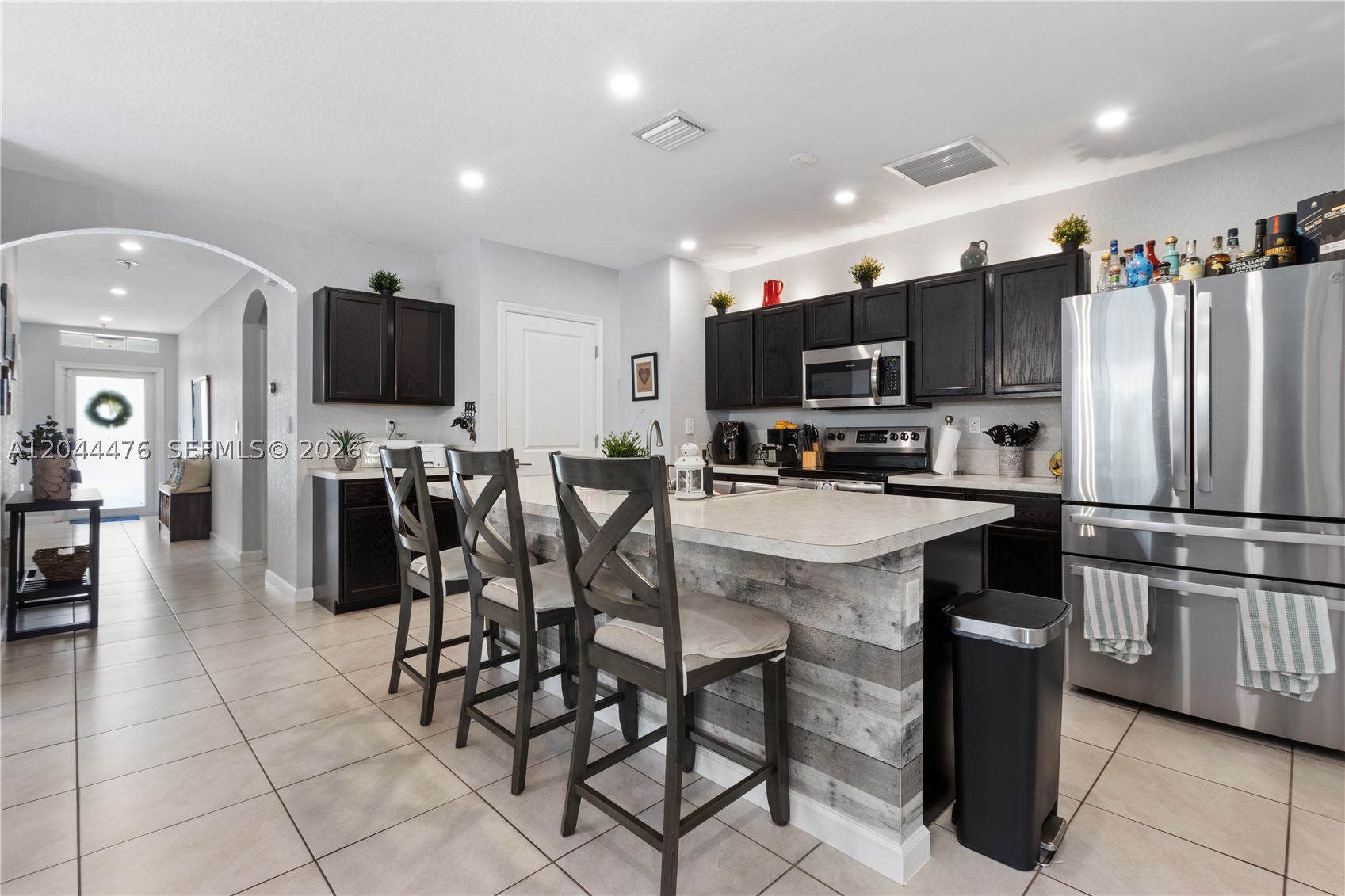 BAY GARDENS - Residential