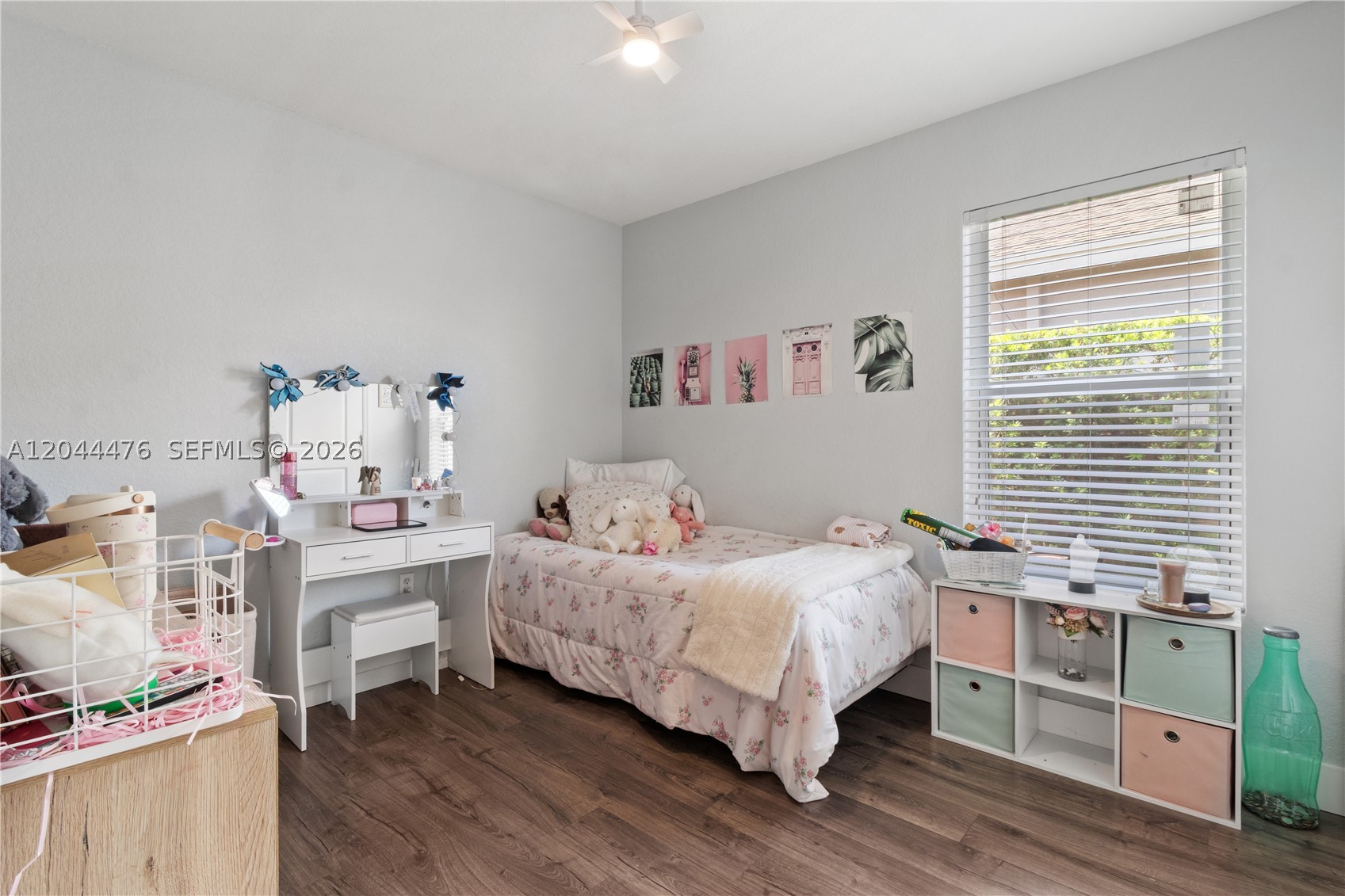 BAY GARDENS - Residential