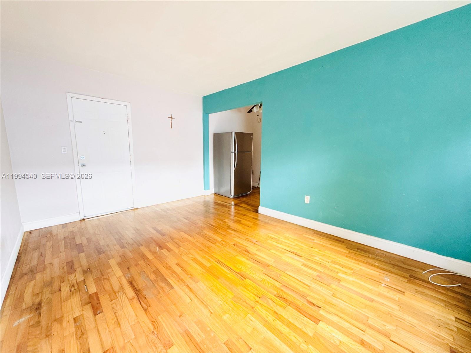 LOS JARDINES CONDO - Residential