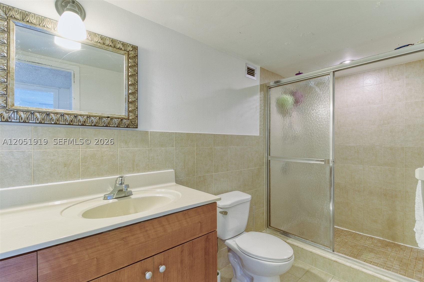 OCEANVIEW PARK CONDO - Residential Lease