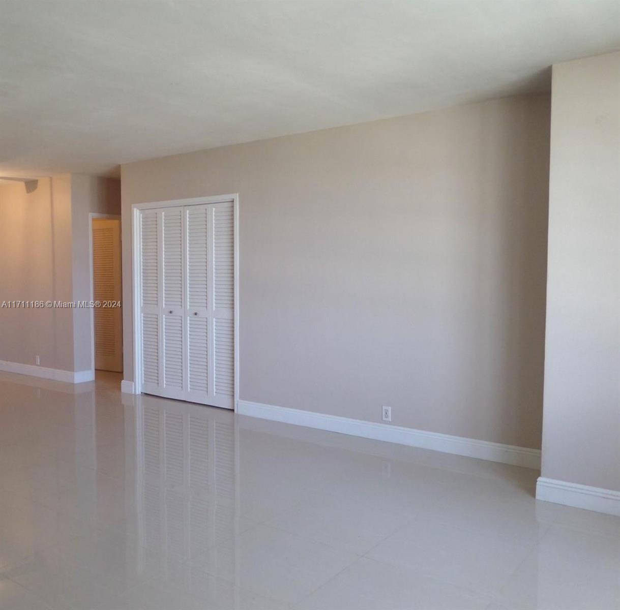 MIRADOR 1000 CONDO - Residential Lease