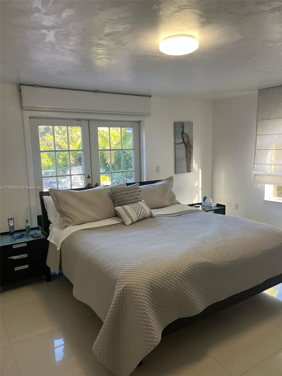 CORAL PARK ESTATES SEC 3 - Residential