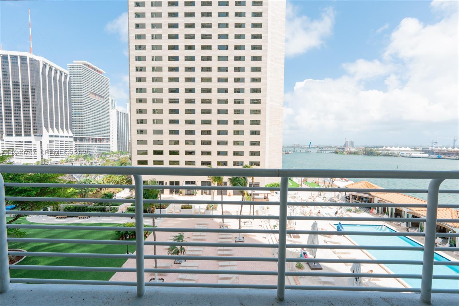 ONE MIAMI EAST - Residential
