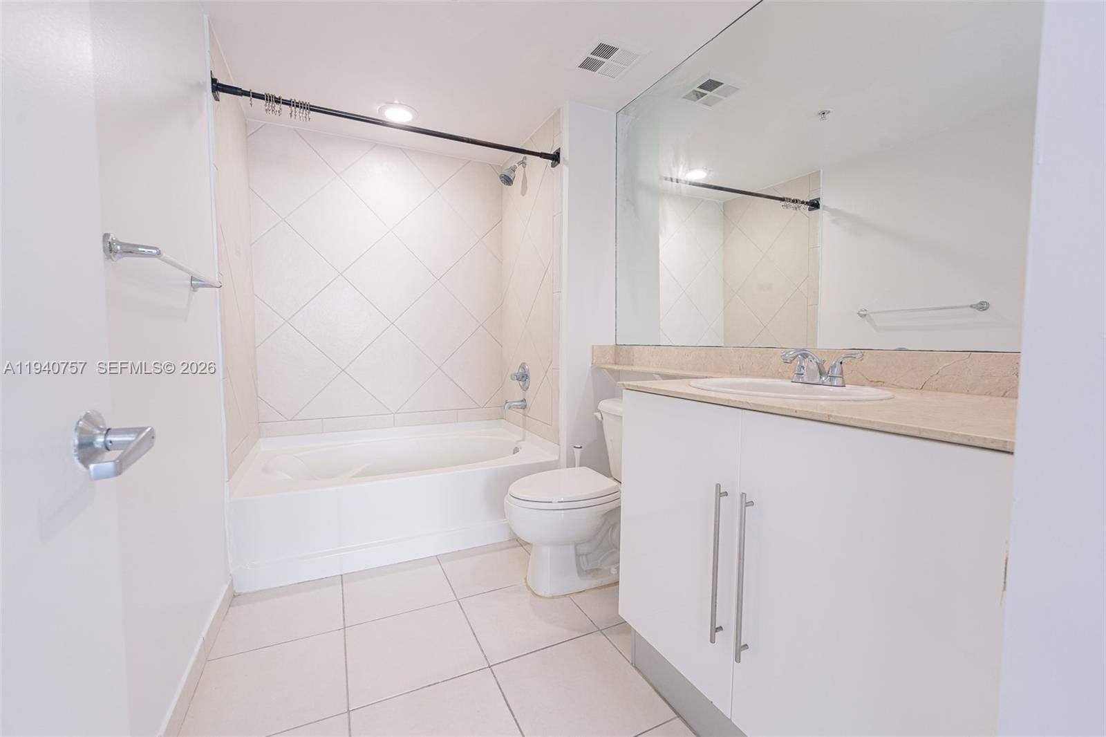 ONE MIAMI EAST - Residential