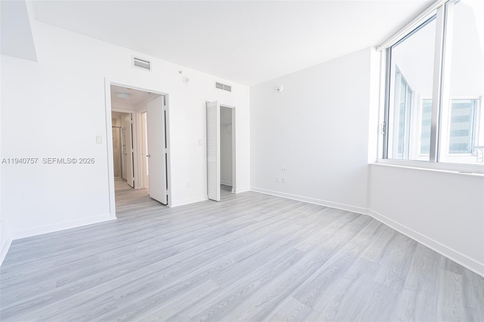 ONE MIAMI EAST - Residential