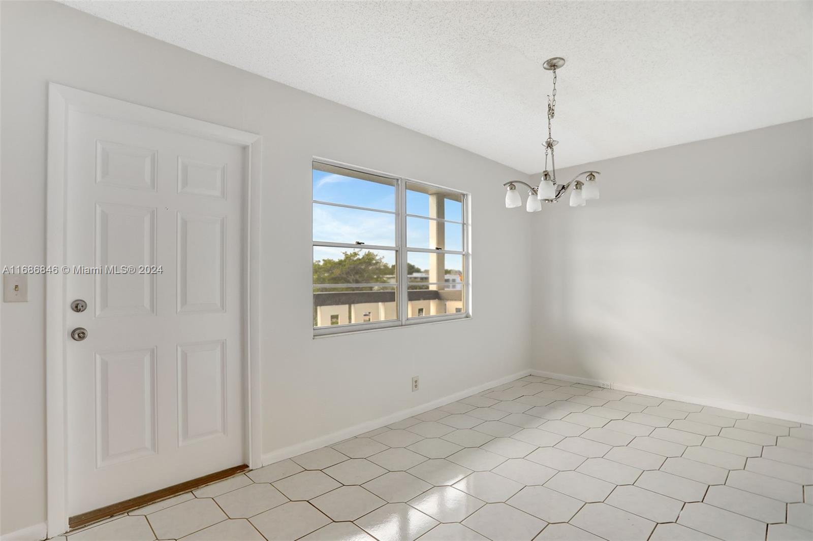 OAKRIDGE F CONDO - Residential