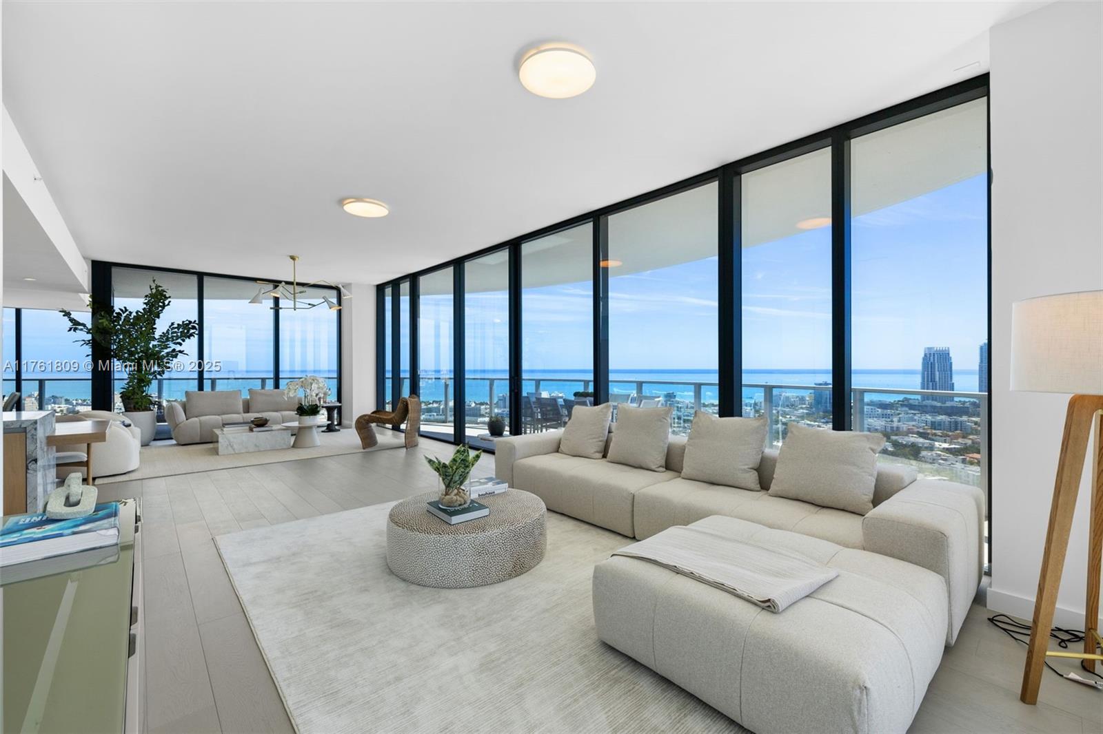FIVE PARK - Residential