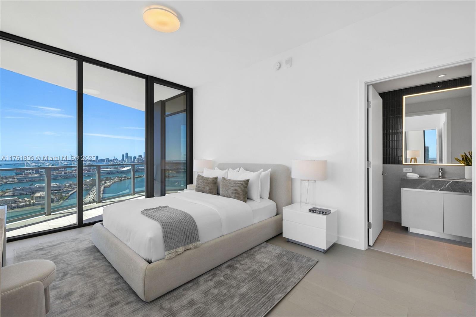 FIVE PARK - Residential