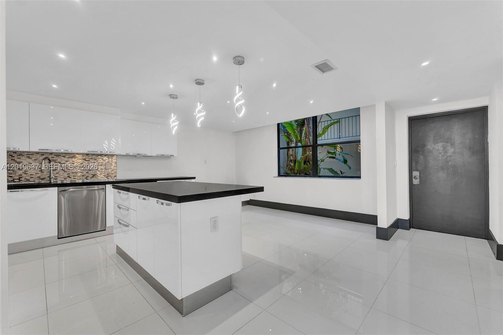 VILLA DORADA CONDO NO 2 - Residential