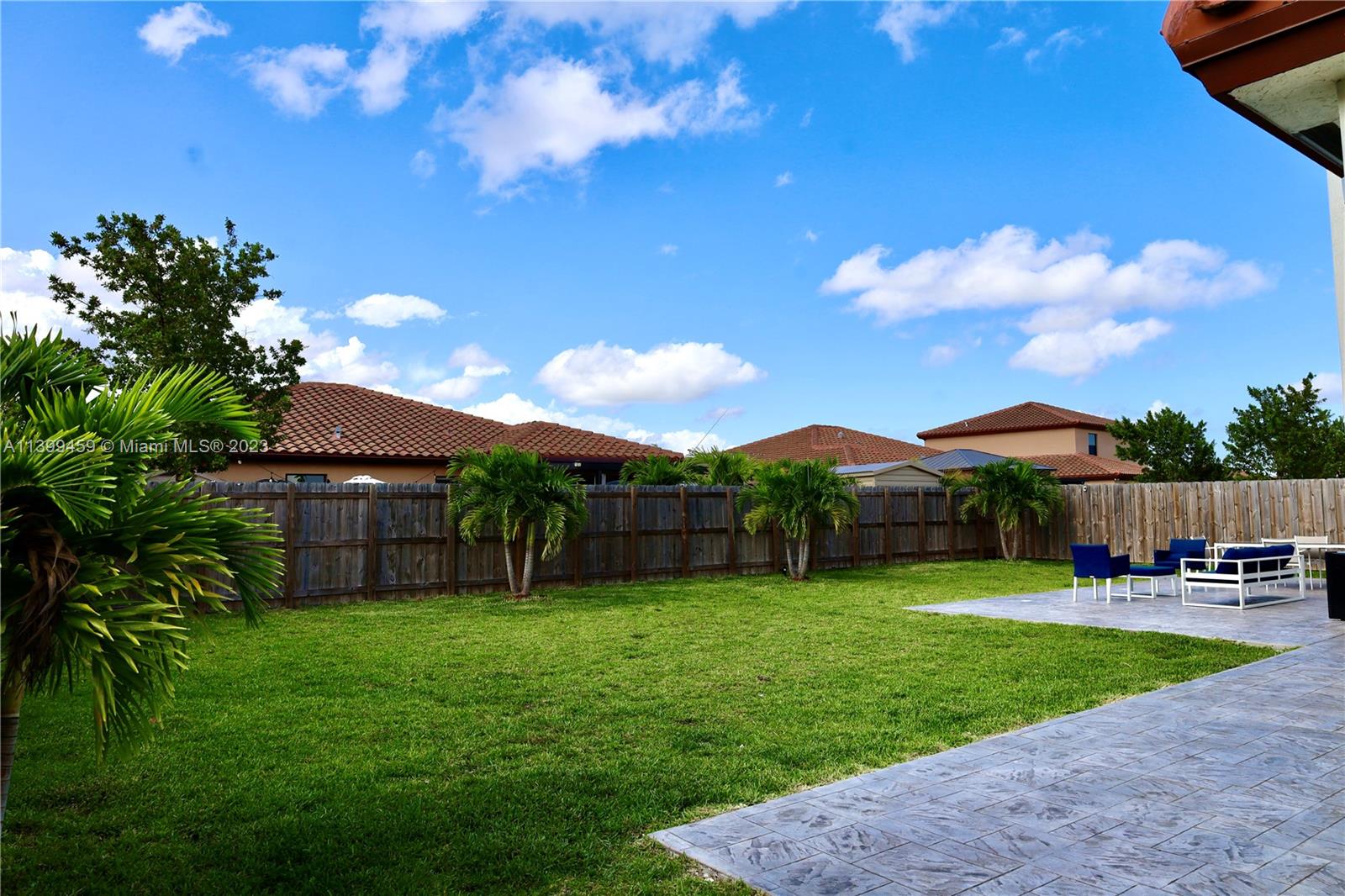 KINGMAN COMMONS - Residential