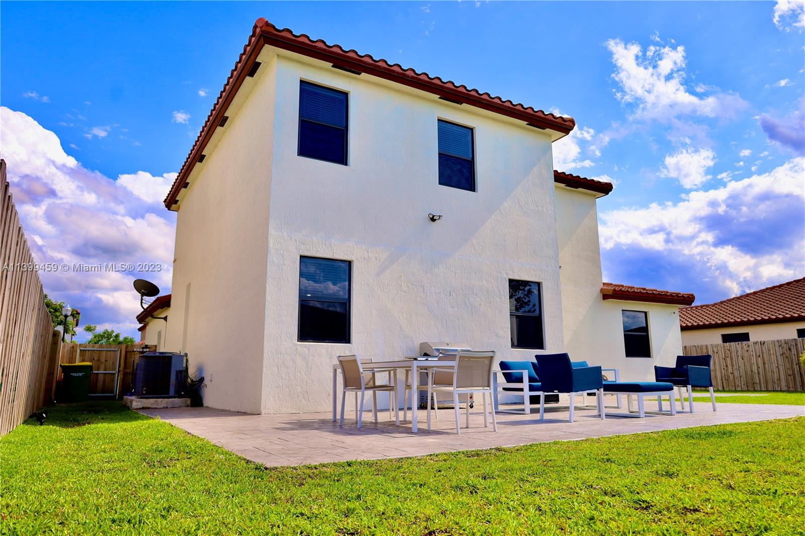 KINGMAN COMMONS - Residential