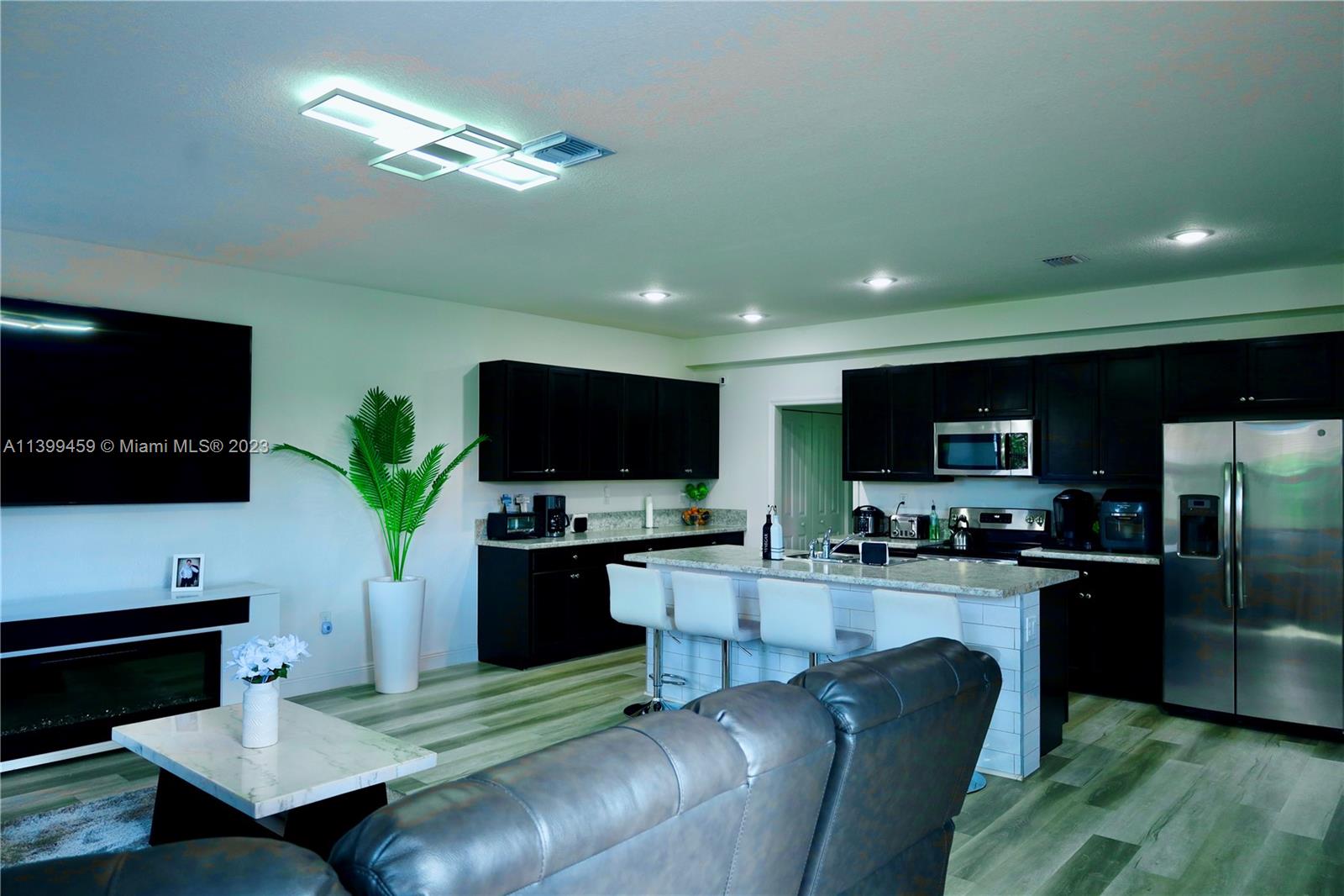 KINGMAN COMMONS - Residential