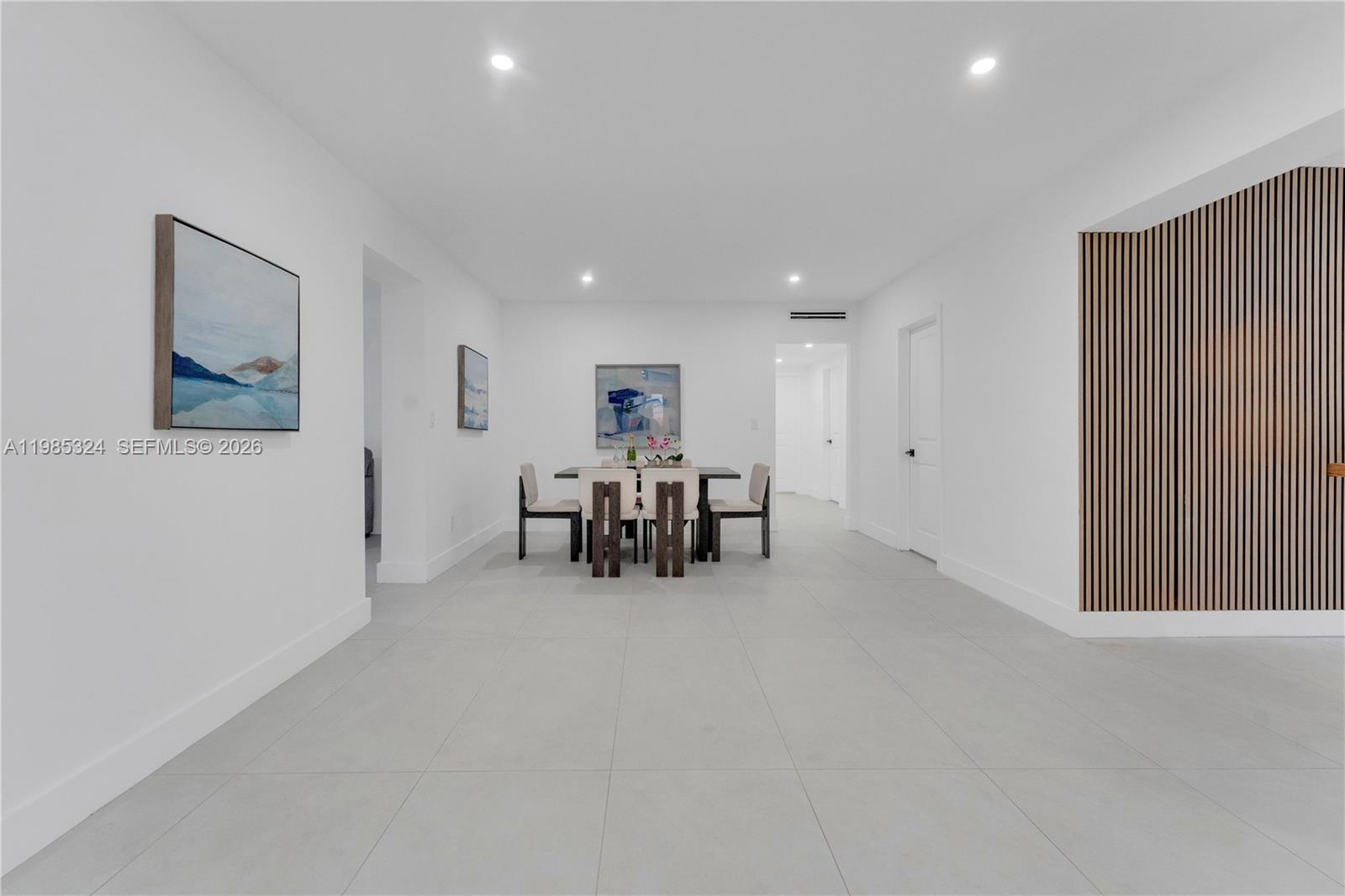 COUNTRY CLUB ESTATES UNIT - Residential