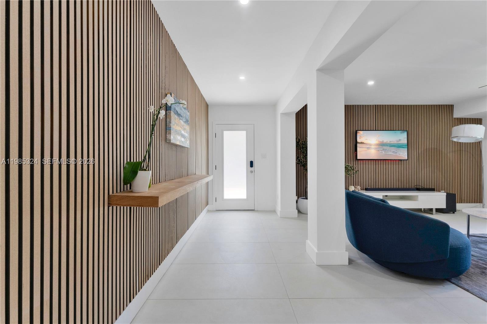 COUNTRY CLUB ESTATES UNIT - Residential