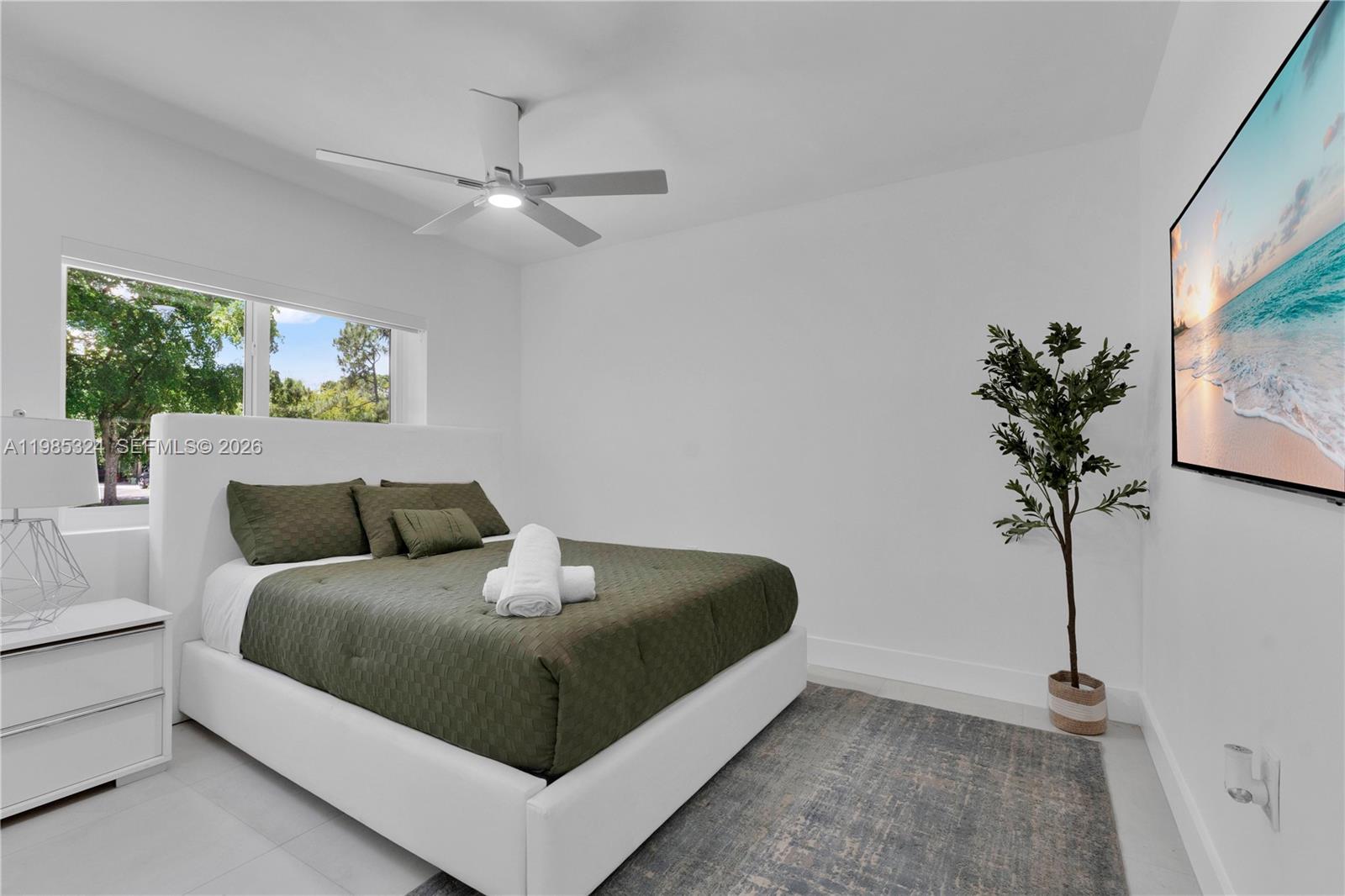 COUNTRY CLUB ESTATES UNIT - Residential