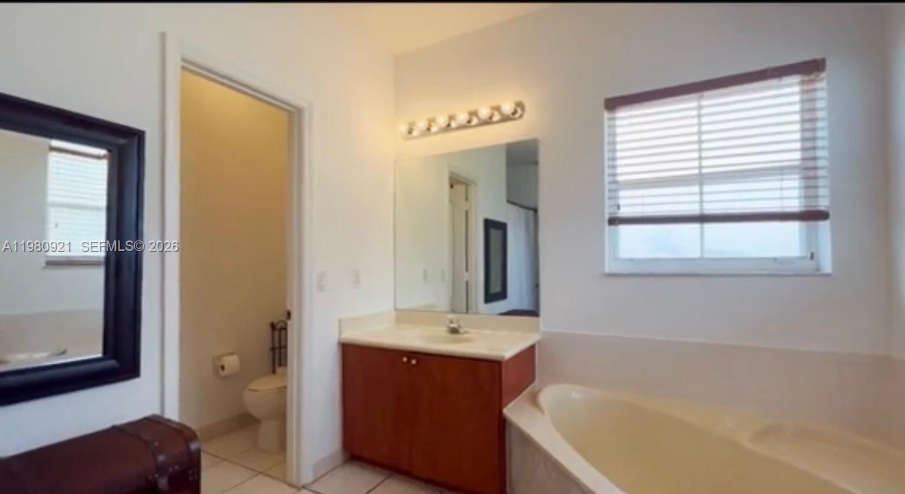 POD 1 AT MONARCH LAKES - Residential