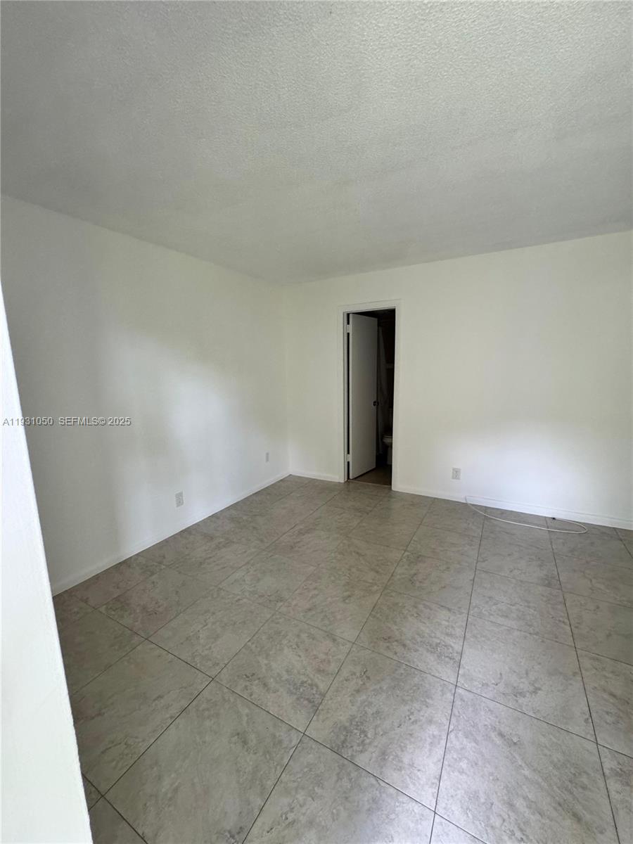 HASTINGS CONDOS - Residential