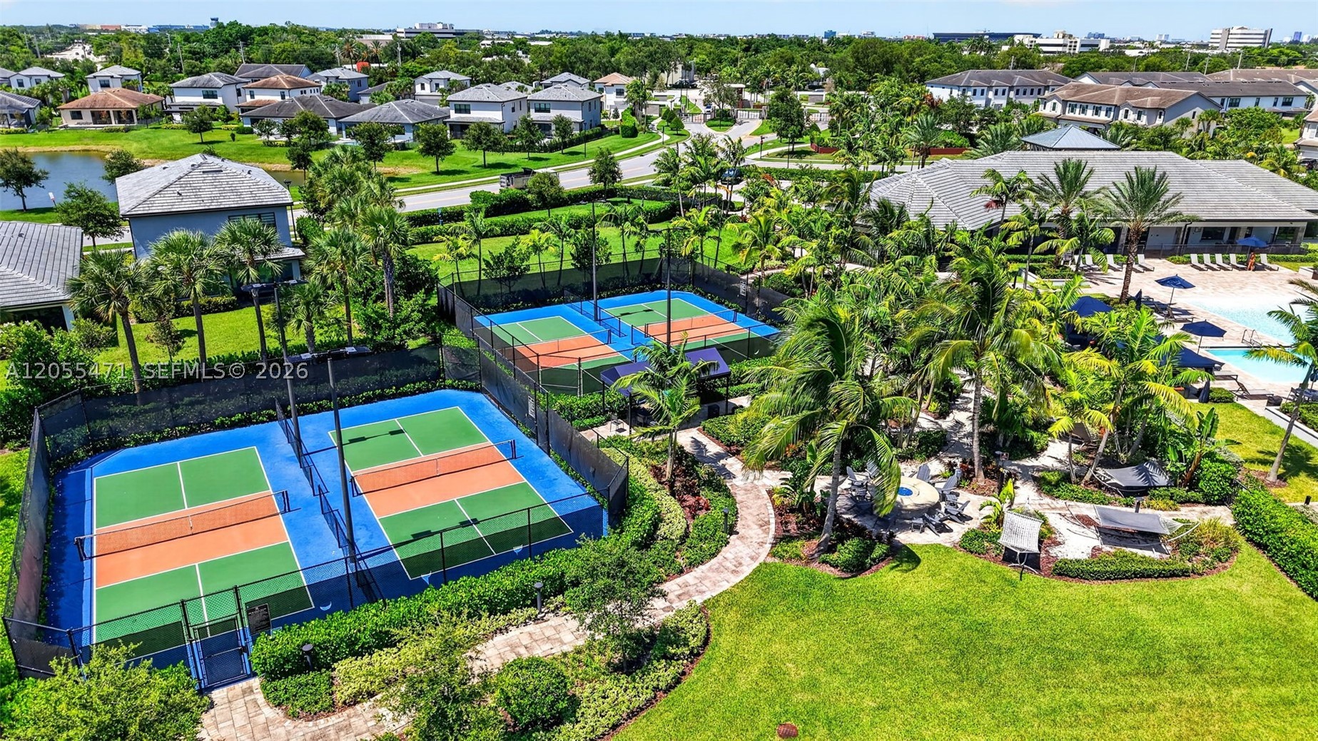OAK TREE PROPERTY REDEVEL - Residential