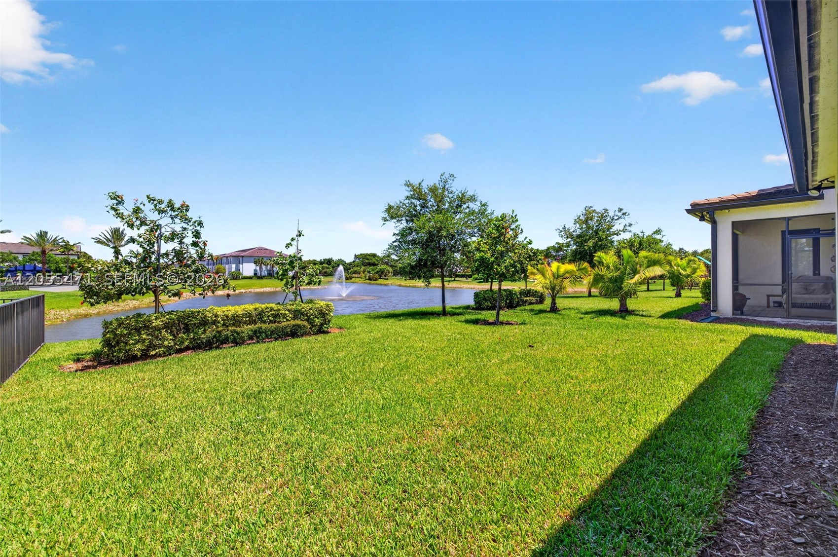 OAK TREE PROPERTY REDEVEL - Residential