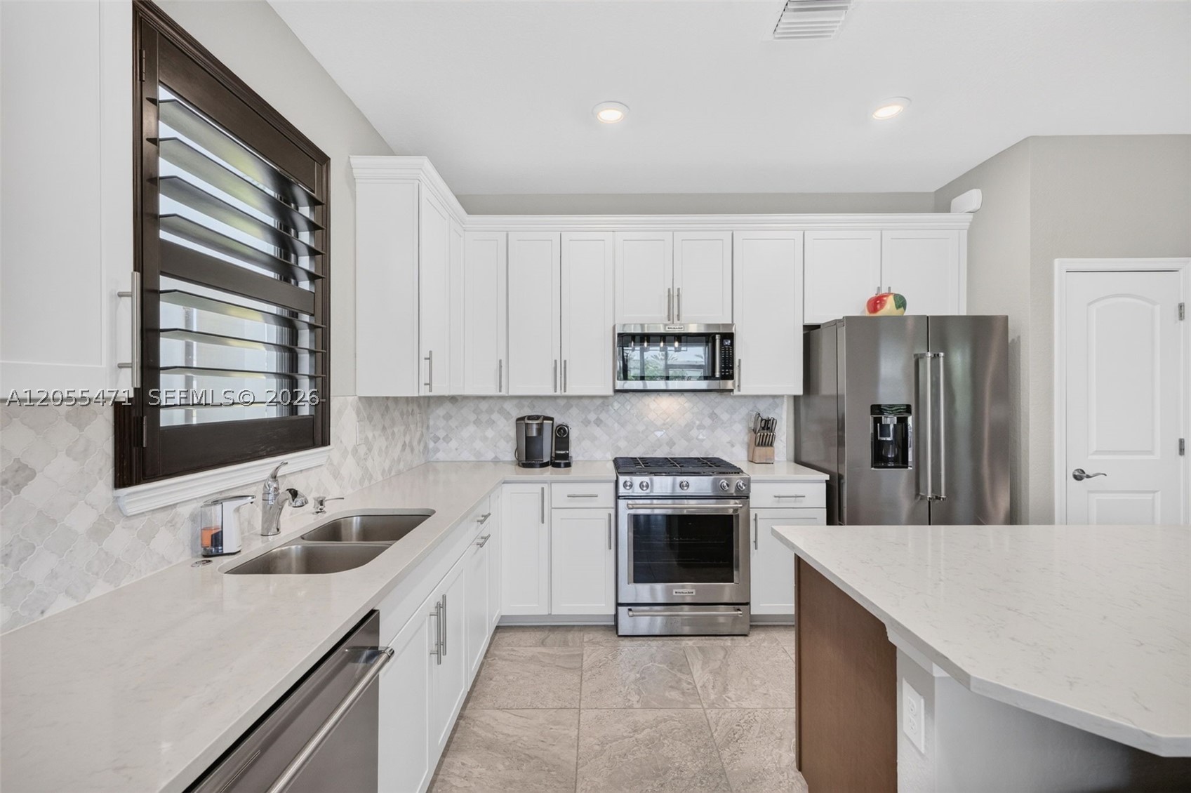 OAK TREE PROPERTY REDEVEL - Residential