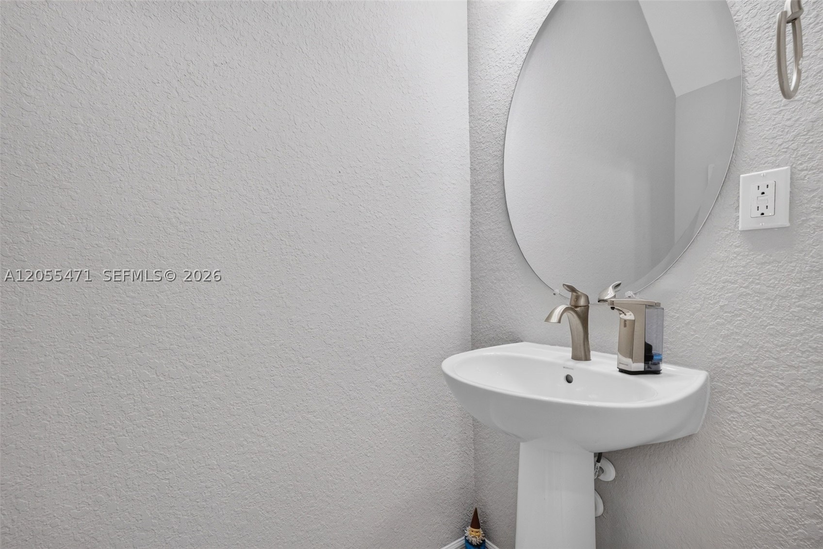 OAK TREE PROPERTY REDEVEL - Residential