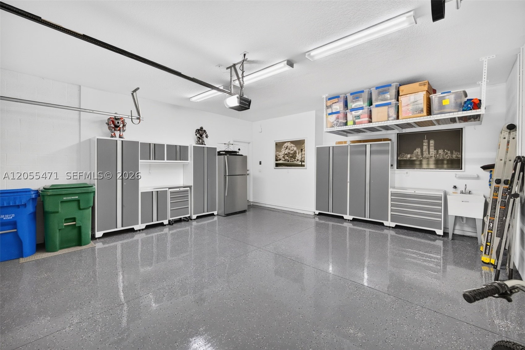 OAK TREE PROPERTY REDEVEL - Residential