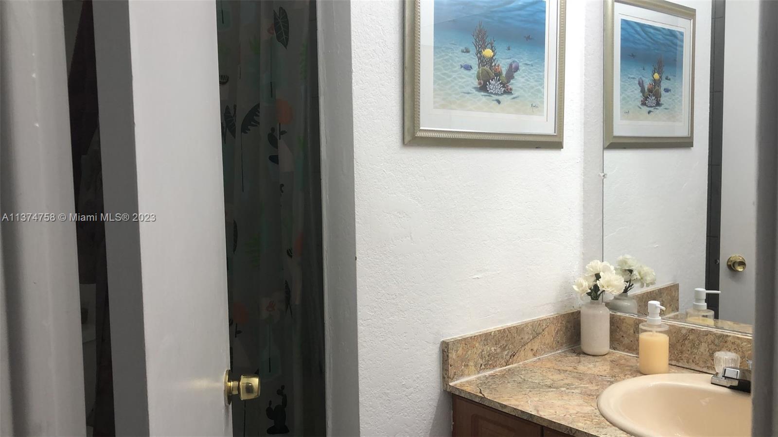 SOUTH LAKE VILLAS CONDO - Residential Lease