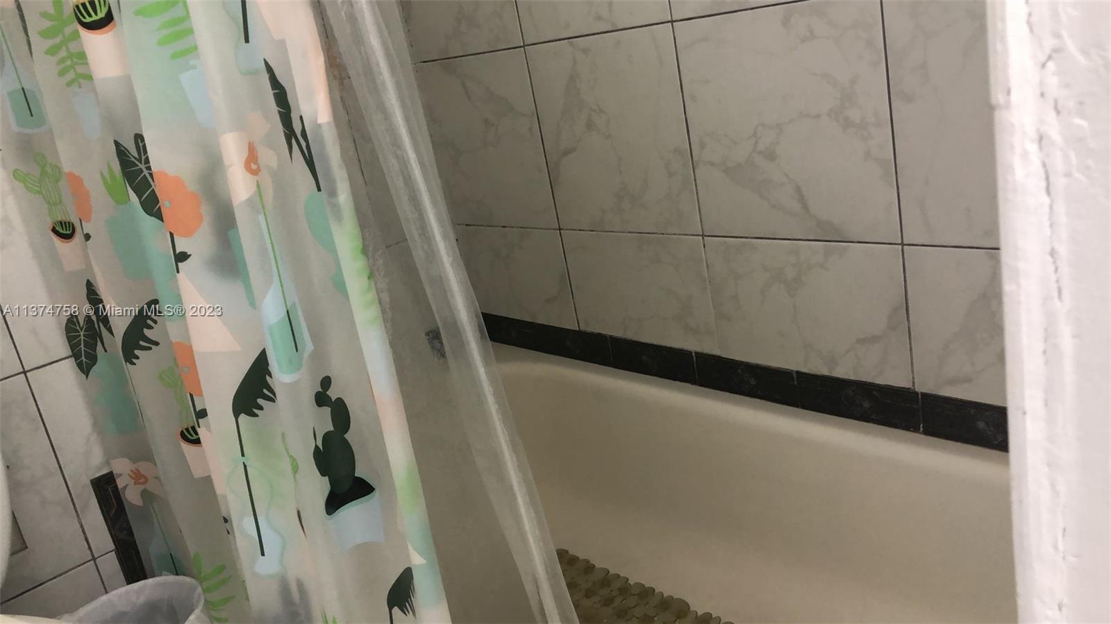 SOUTH LAKE VILLAS CONDO - Residential Lease