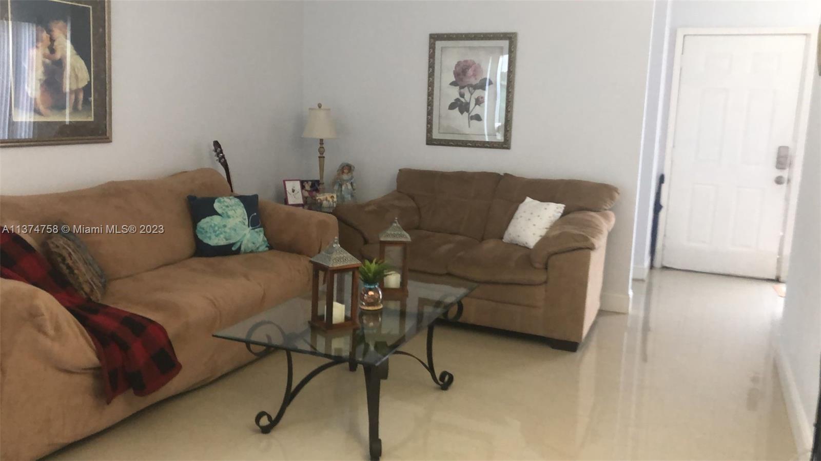 SOUTH LAKE VILLAS CONDO - Residential Lease