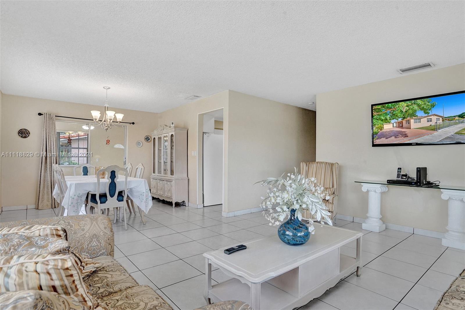 SARATOGA HEIGHTS - Residential