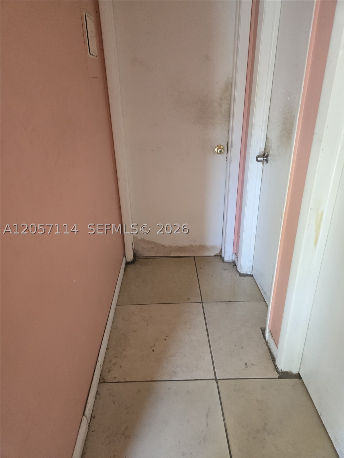 CASTLEWOOD - Residential Income