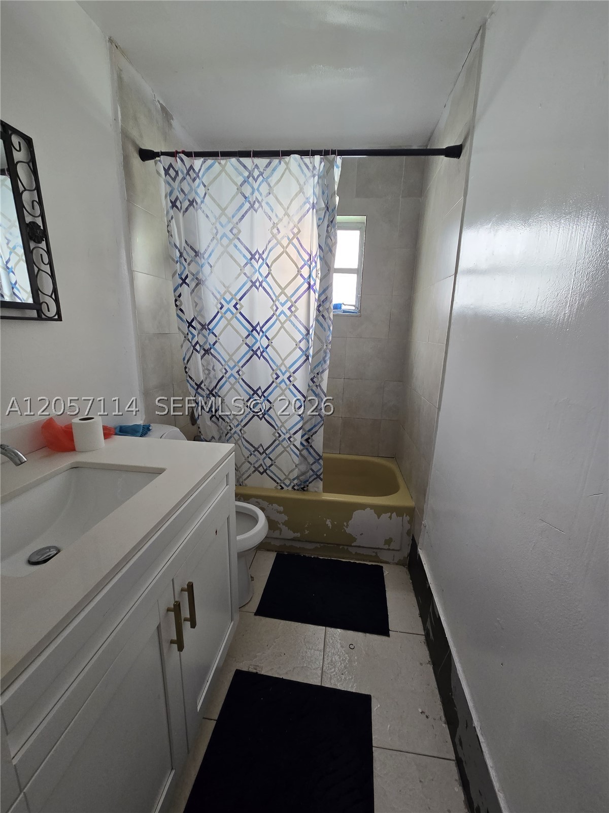 CASTLEWOOD - Residential Income