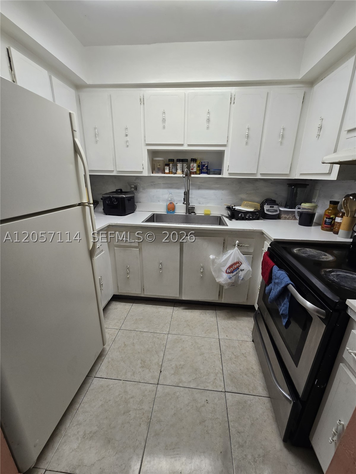 CASTLEWOOD - Residential Income