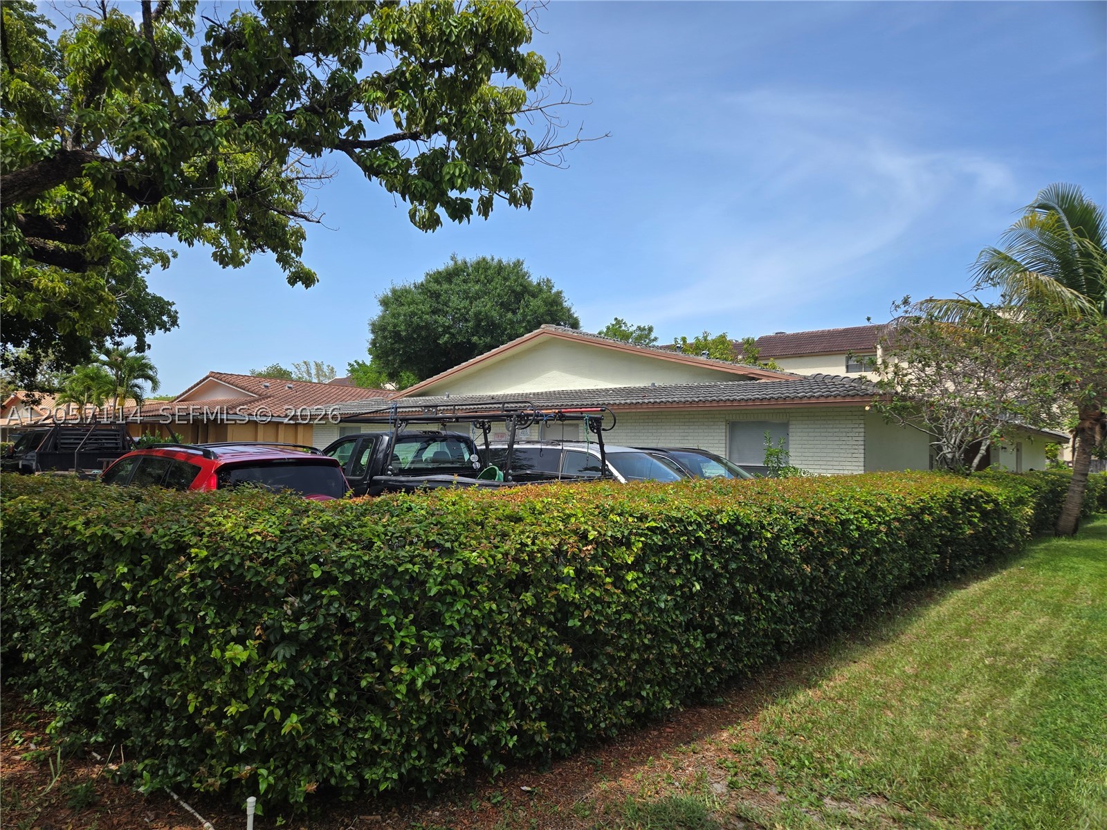 CASTLEWOOD - Residential Income