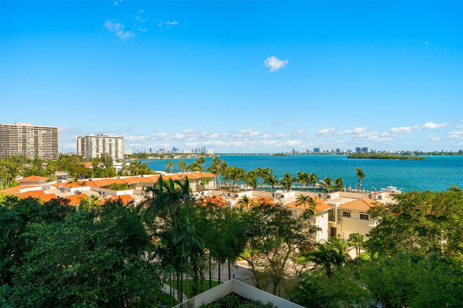 THE TOWERS OF QUAYSIDE CO - Residential