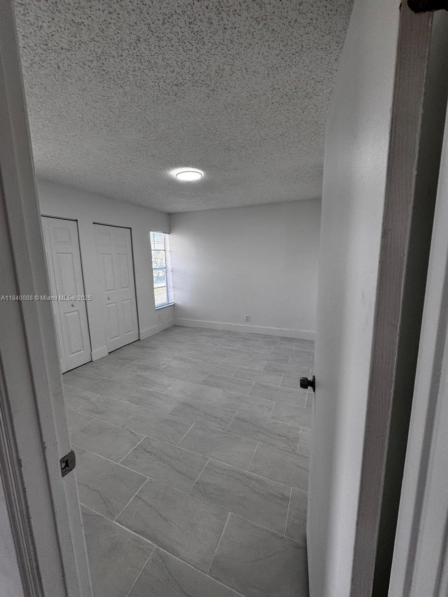 LAKEWOOD VILLAGE - Residential Lease