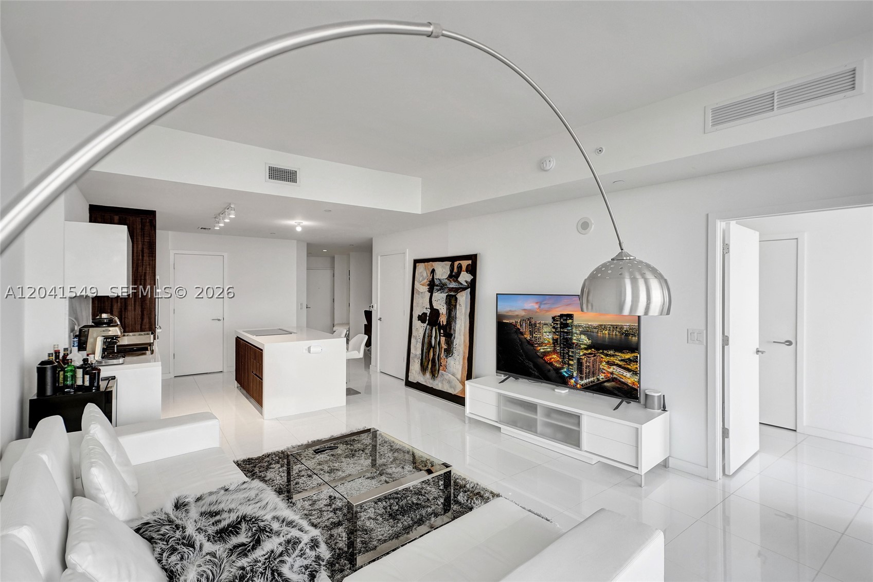 PARAMOUNT MIAMI WORLDCENT - Residential