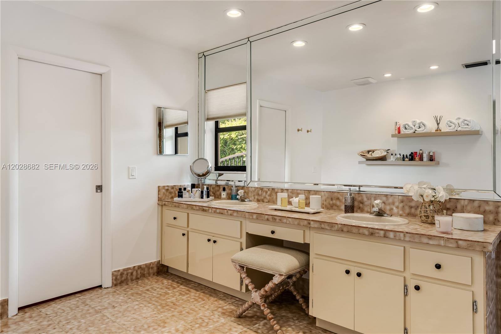 MANGO LANE ESTATES - Residential