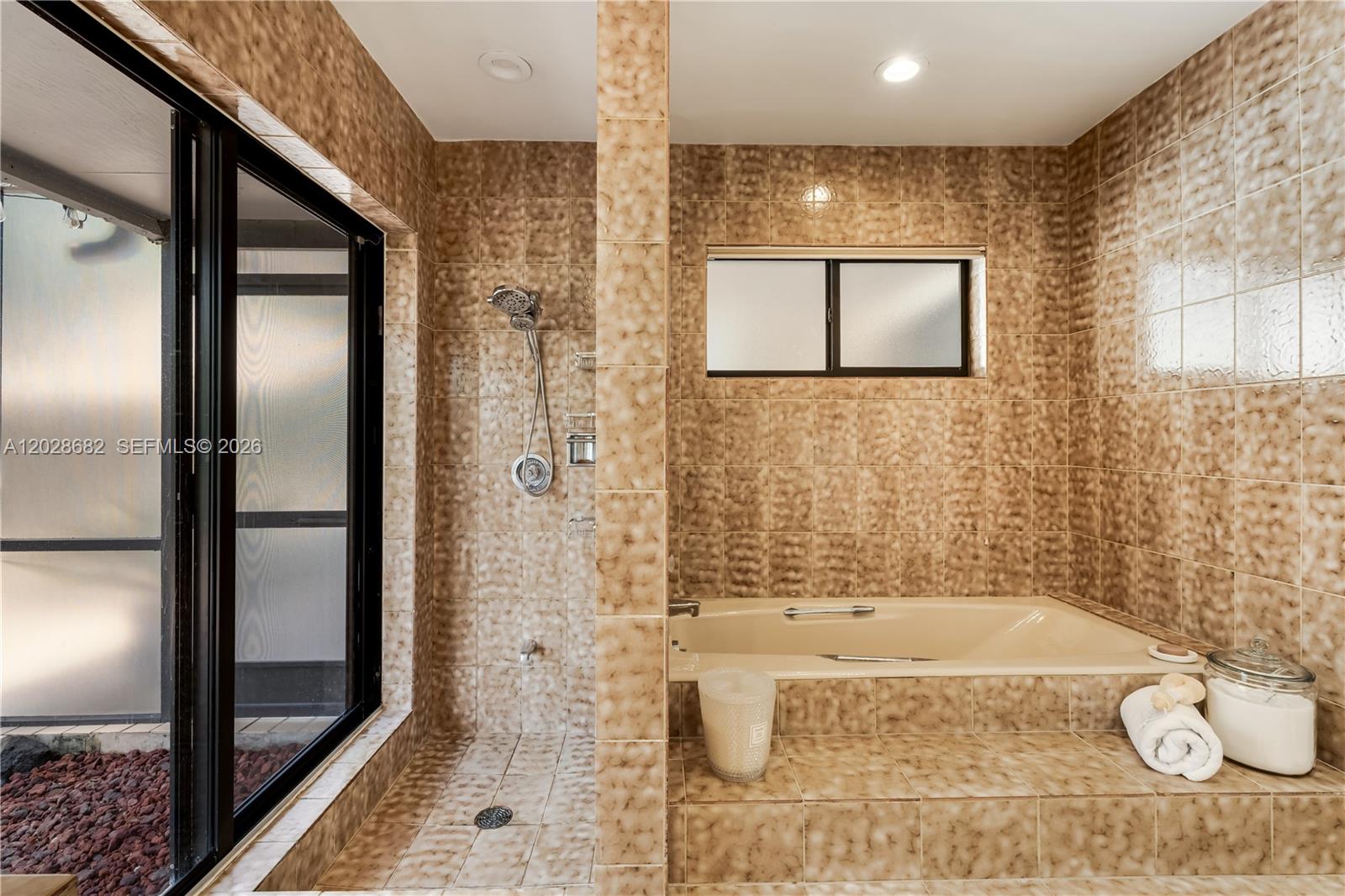 MANGO LANE ESTATES - Residential
