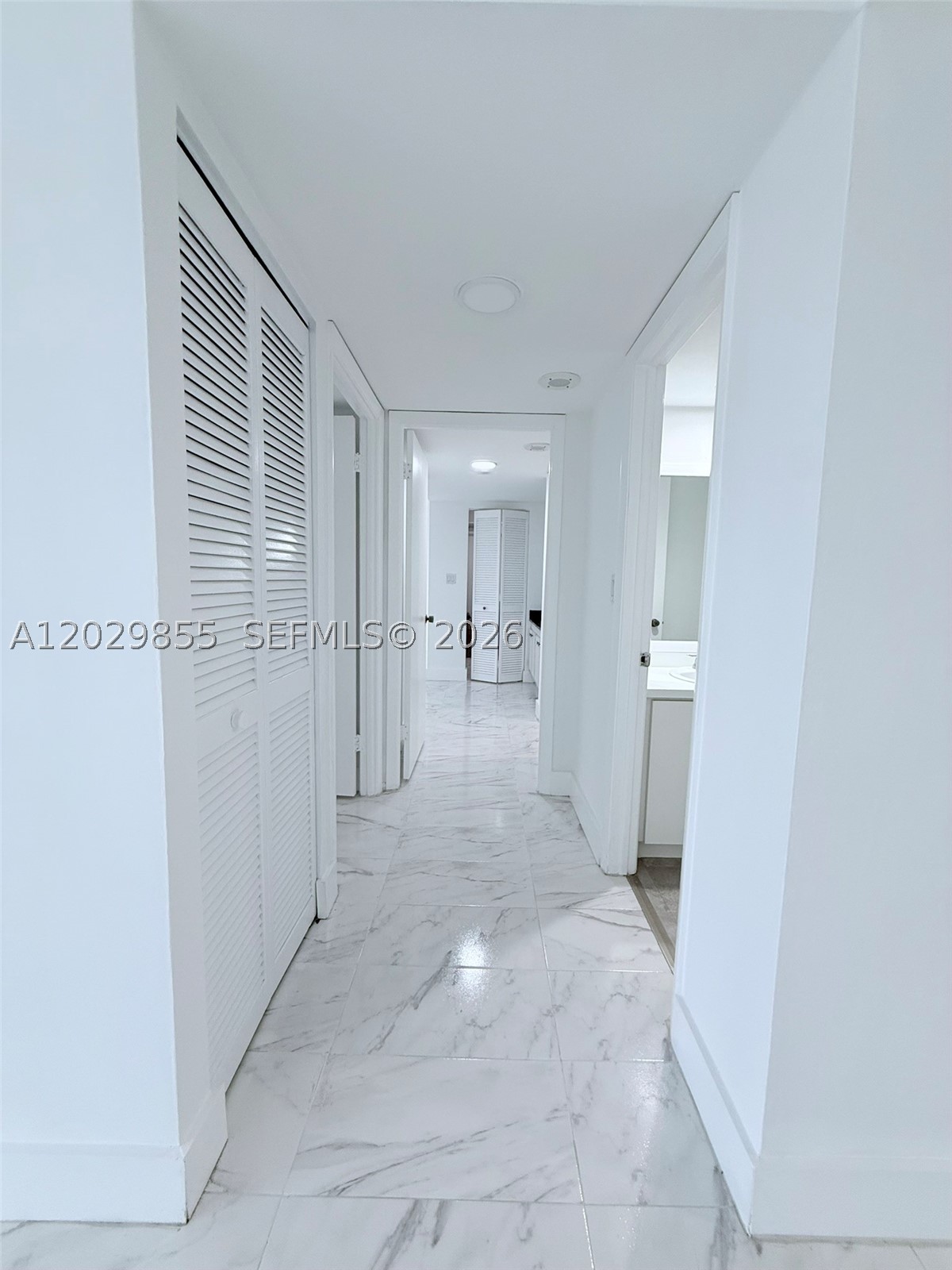 BRICKELL PLACE PHASE II C - Residential
