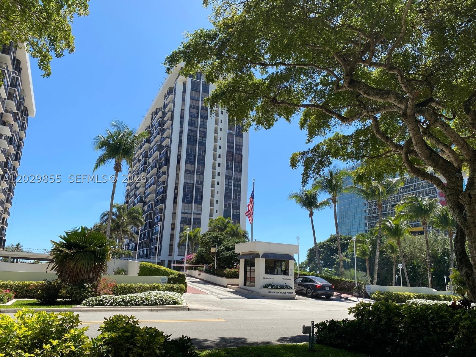 BRICKELL PLACE PHASE II C - Residential