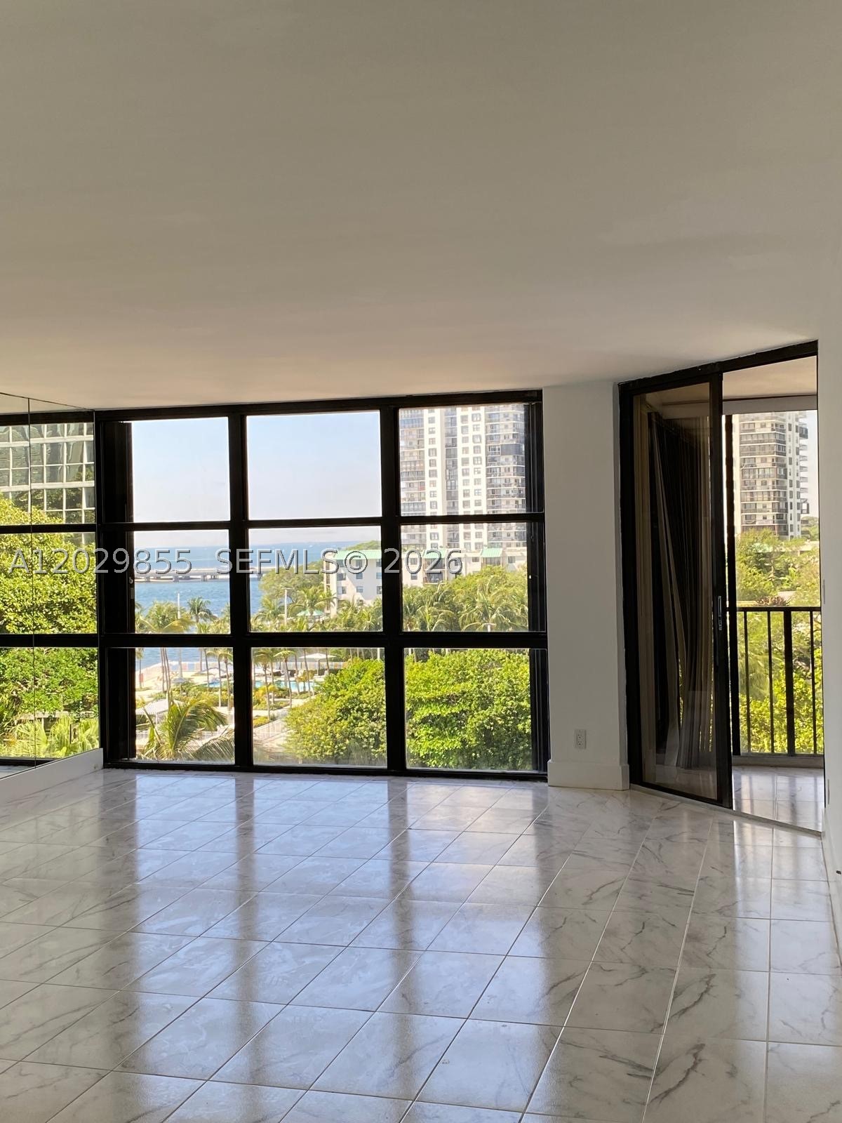 BRICKELL PLACE PHASE II C - Residential