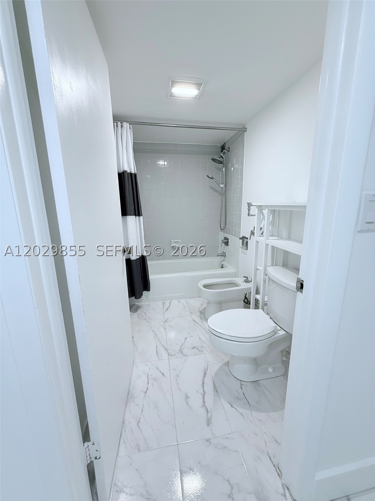 BRICKELL PLACE PHASE II C - Residential