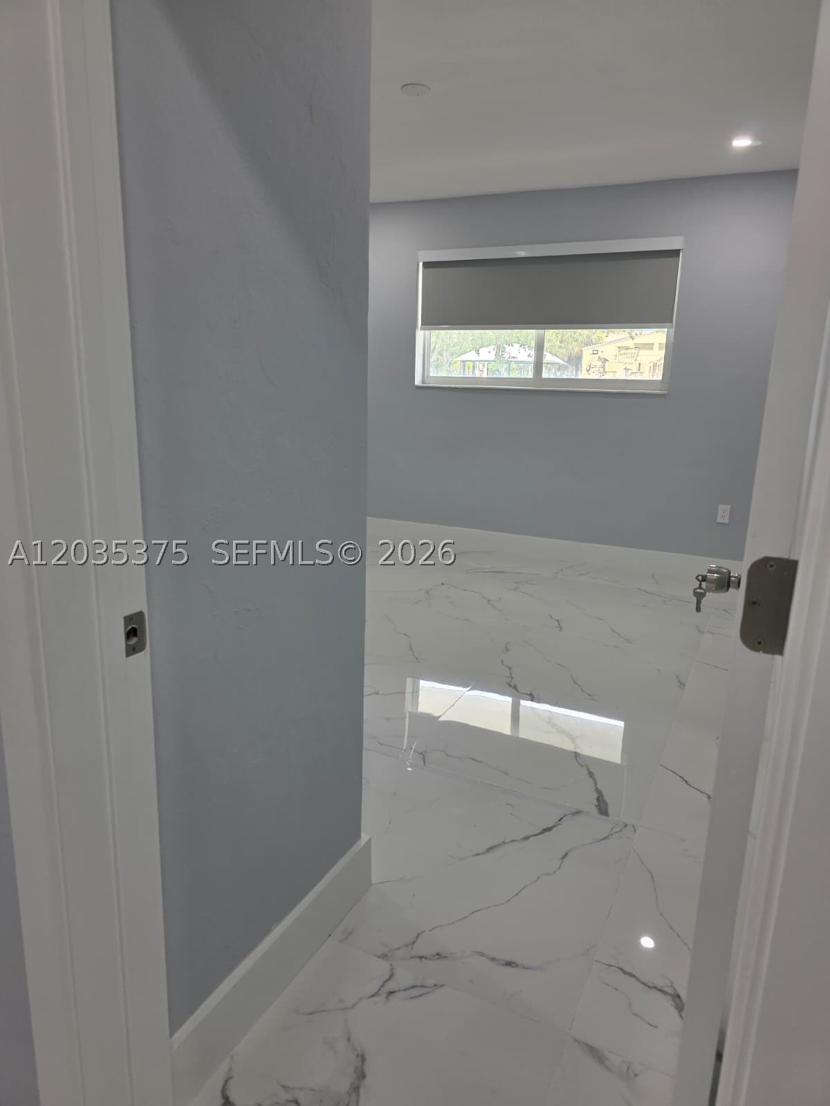 HOME OWNERS PARADISE - Residential