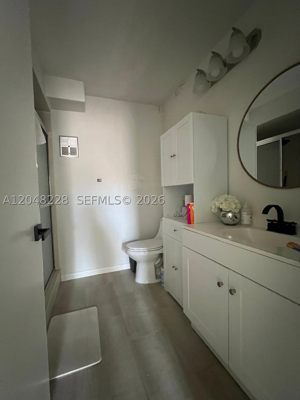 PEMBROKE LAKES SECTION SE - Residential Lease
