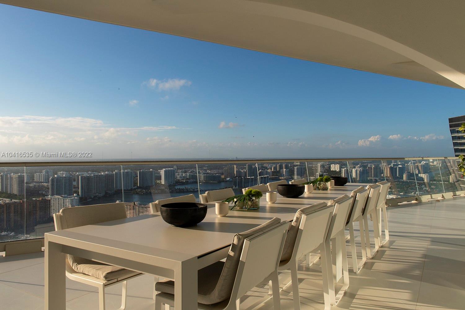 JADE SIGNATURE - Residential