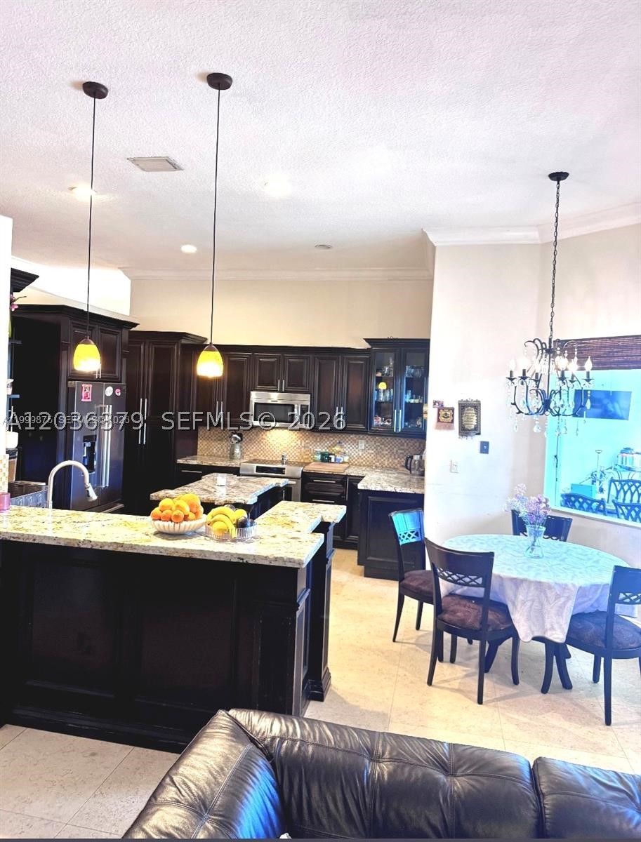 OAK RIDGE FALLS - Residential Lease